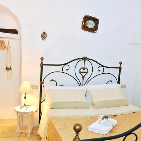 Trullo Del Pino 4 شقة فندقية